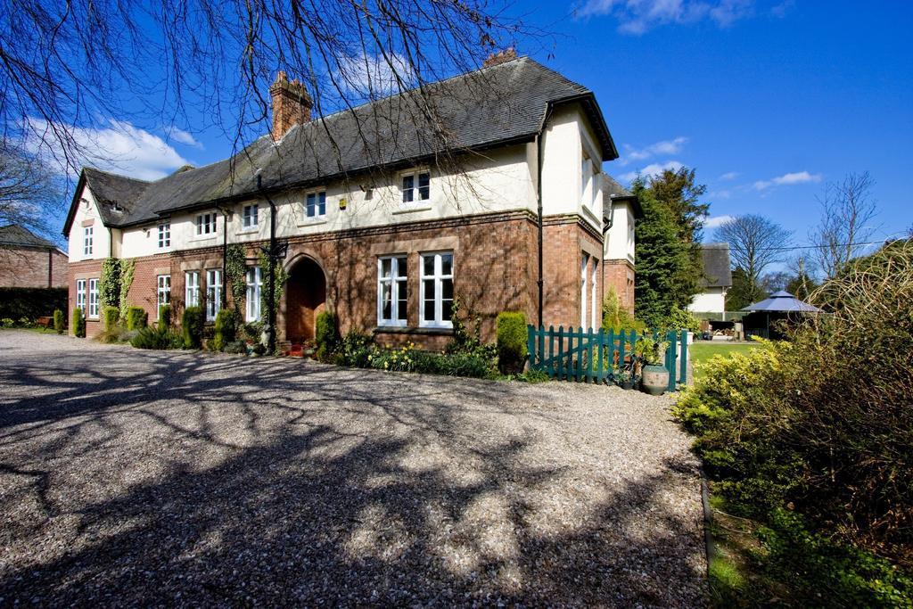 Heywood Hall Denstone Exterior foto